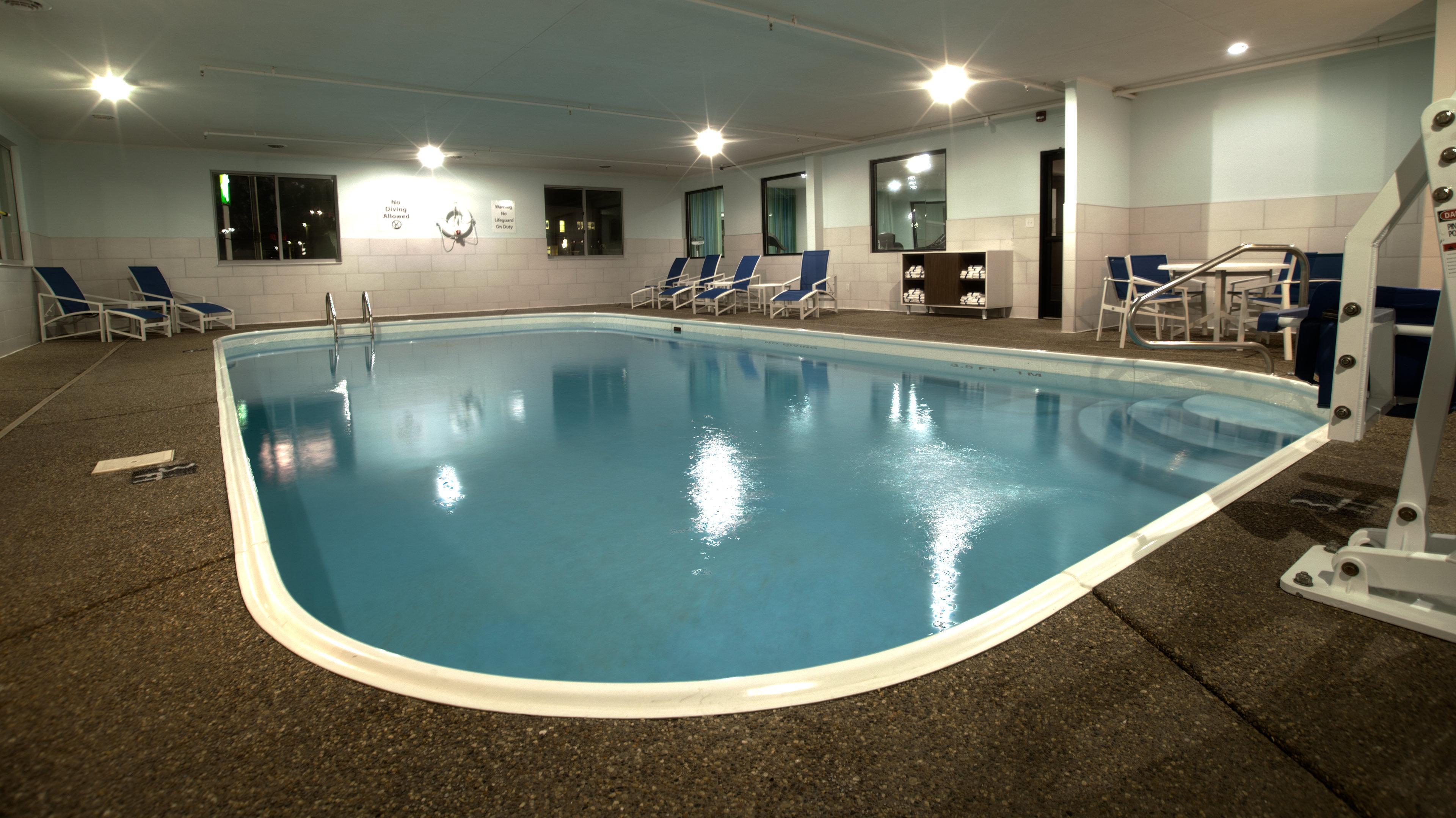 Holiday Inn Express & Suites Evansville North By Ihg Warrenton Eksteriør bilde