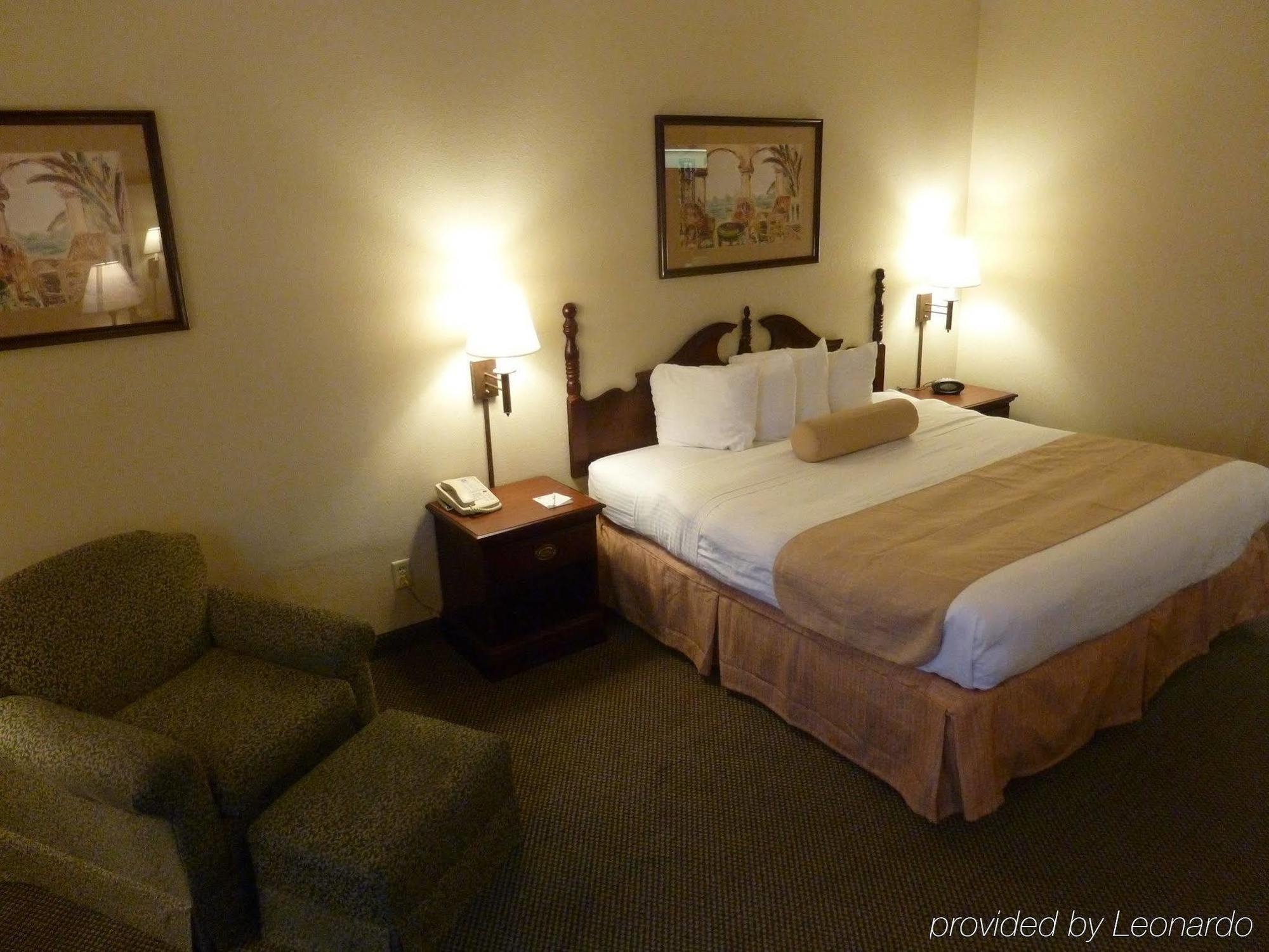 Holiday Inn Express & Suites Evansville North By Ihg Warrenton Rom bilde
