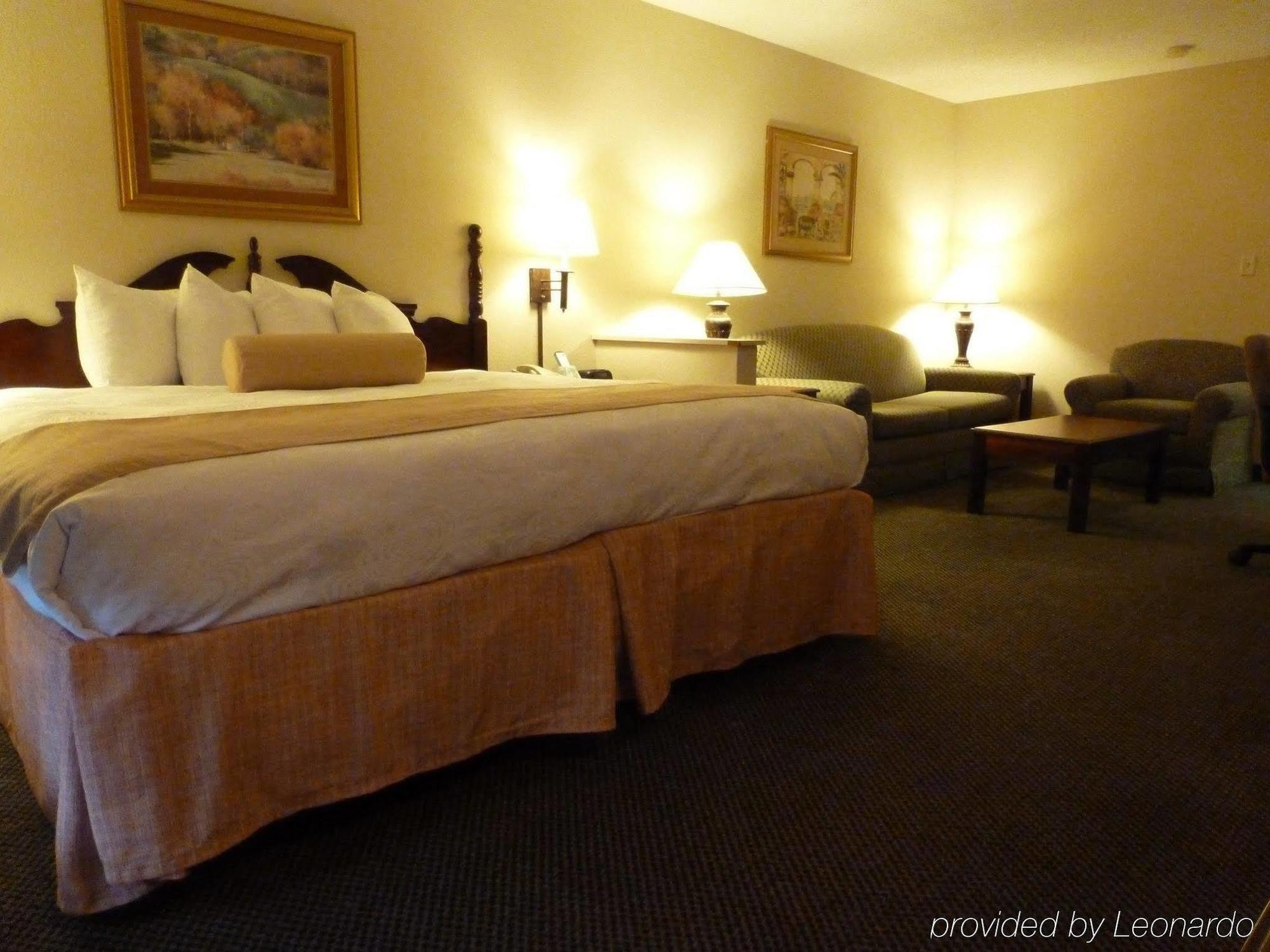 Holiday Inn Express & Suites Evansville North By Ihg Warrenton Rom bilde